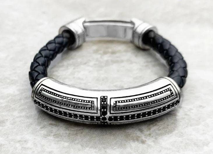 Voyager 925 Sterling Silver Bracelet -  Leather Bracelet Cross - Rebel - Vogue J'adore